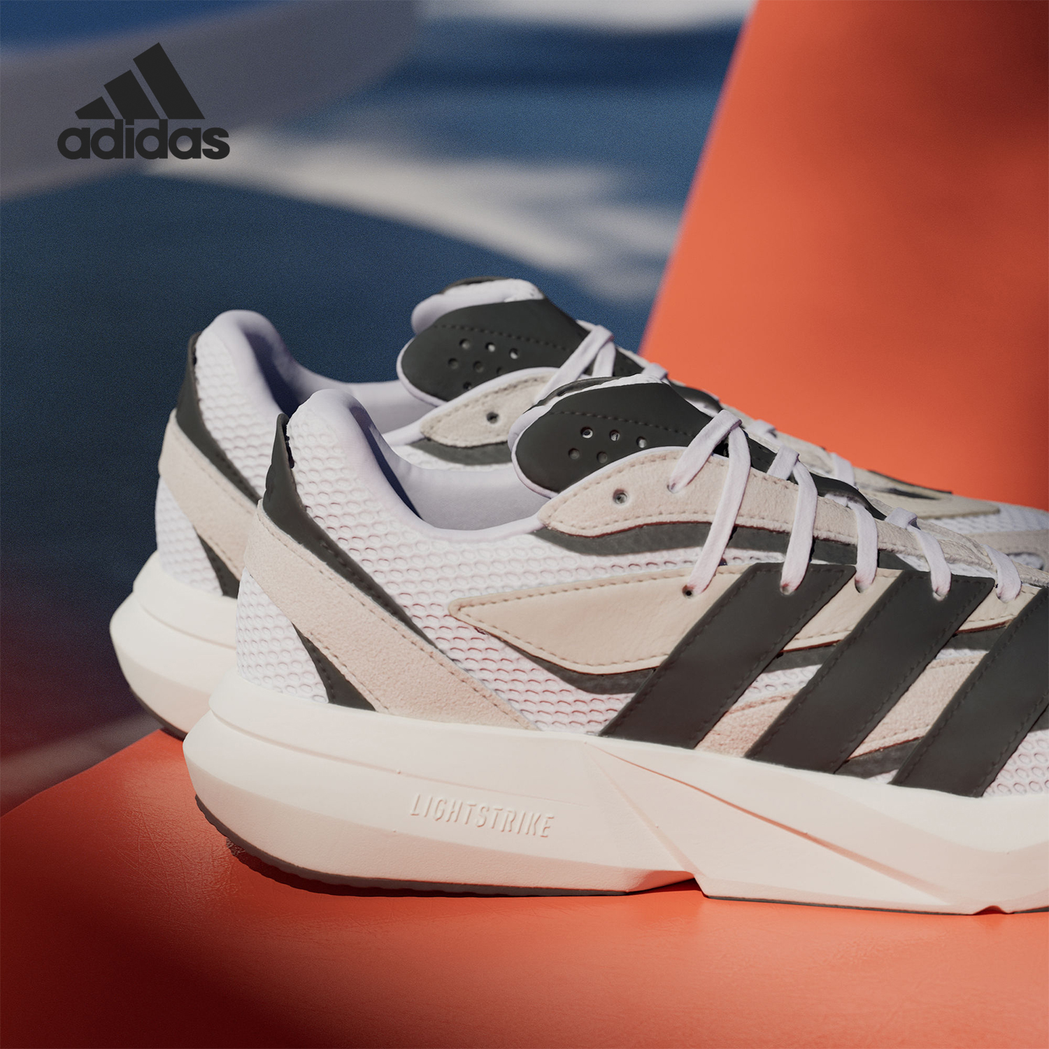 Adidas/阿迪达斯官方正品LIGHTBLAZE男士稳定回弹跑步鞋JH6944