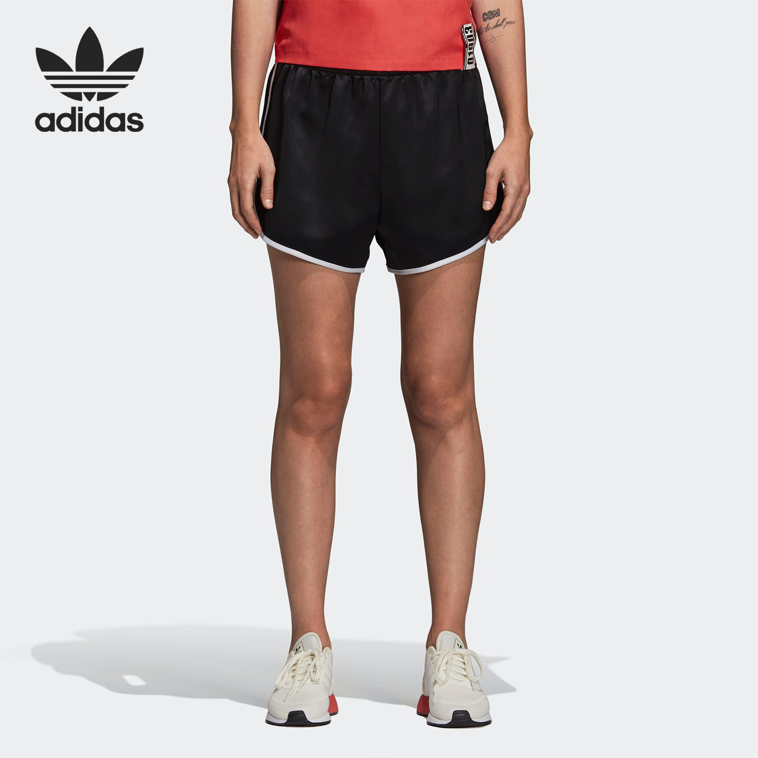 Adidas/阿迪达斯正品新款三叶草 AA-42 SHORT 女子运动短裤DU5221