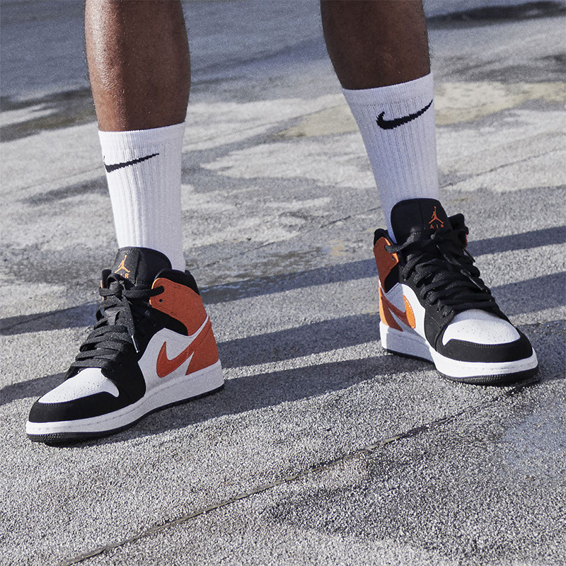 Nike/耐克正品秋季款男女中帮系带耐磨经典透气篮球鞋554724-058