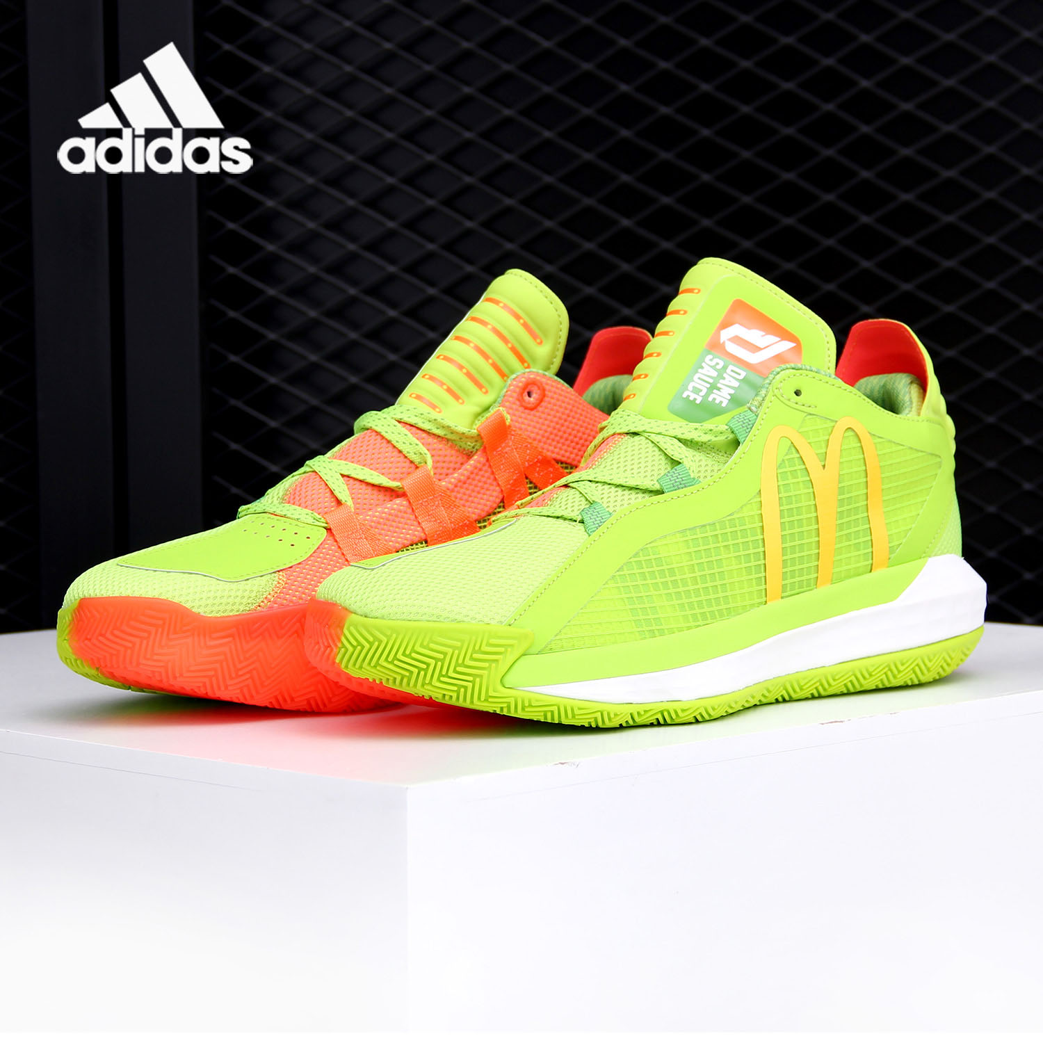 男子麦当劳利拉德6场上运动鞋