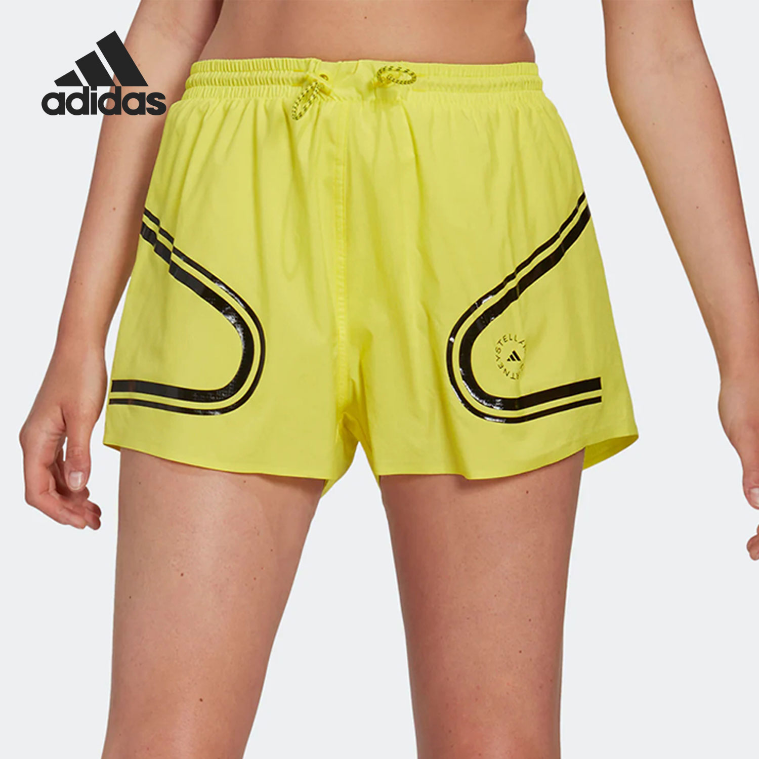 Adidas/阿迪达斯官方正品SMC夏季女子跑步运动休闲透气短裤HS8196