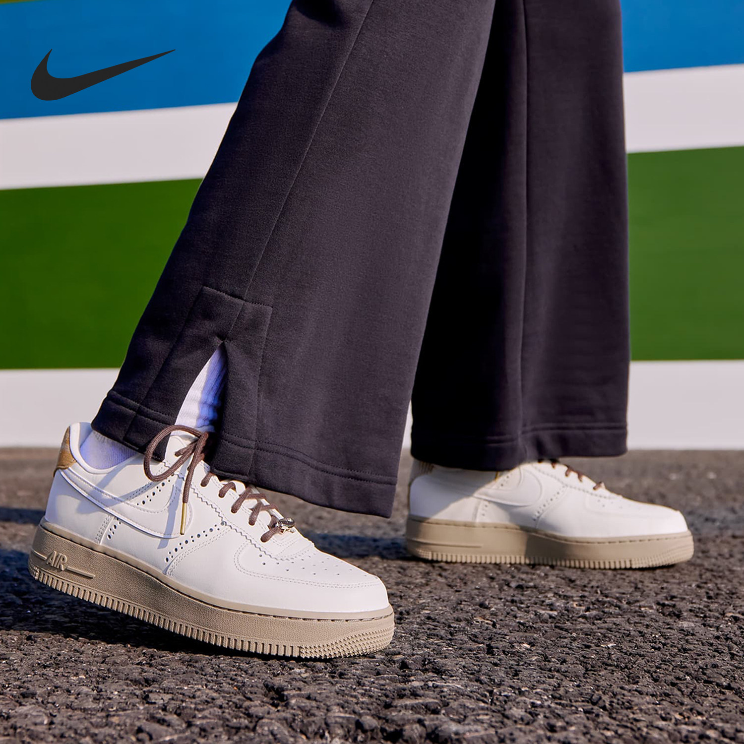 耐克正品女子复古缓震板鞋