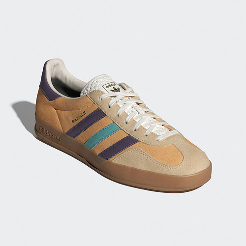 阿迪达斯男女经典运动板鞋