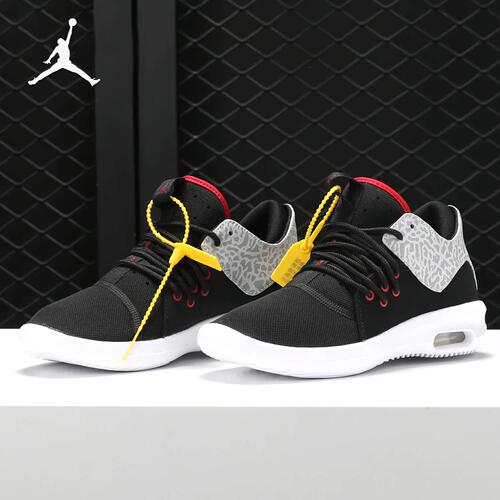 耐克AIRJORDANFIRST女子跑步鞋
