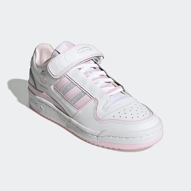 阿迪达斯三叶草休闲运动鞋