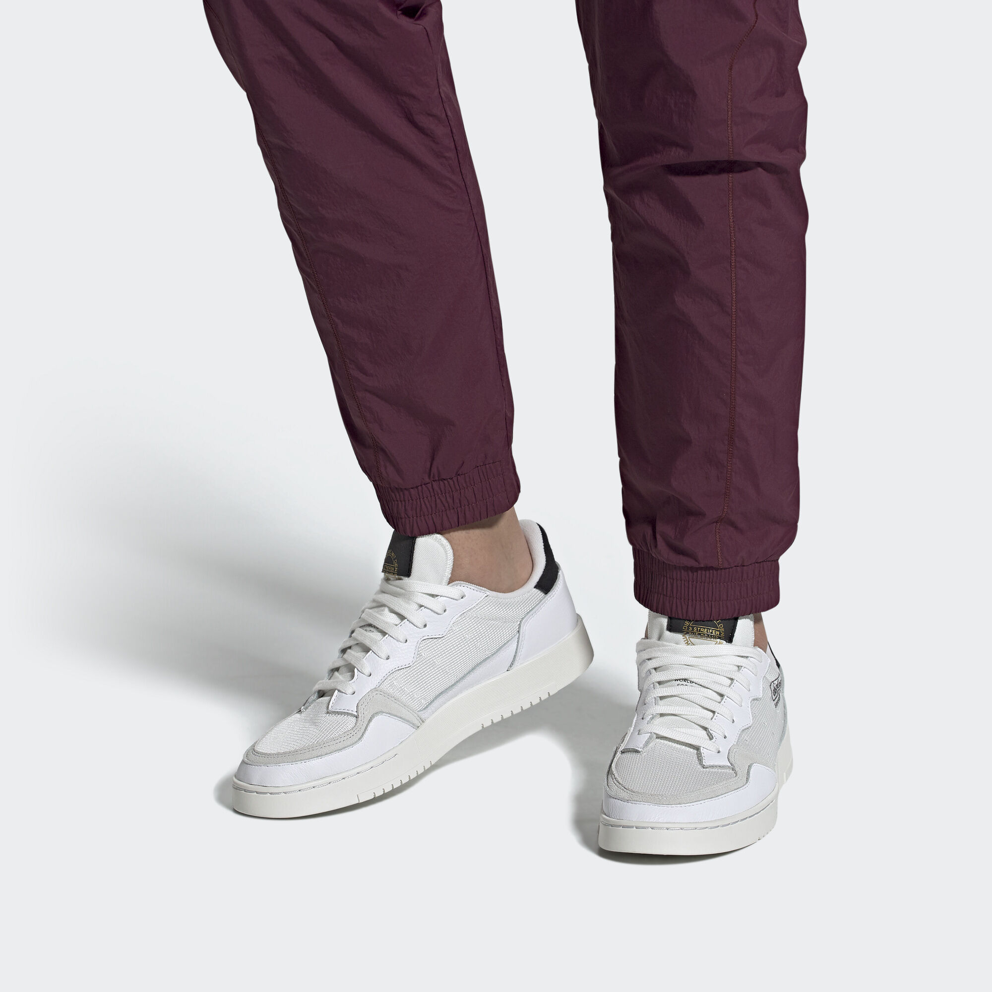 休闲运动鞋男子Adidas/阿迪达斯