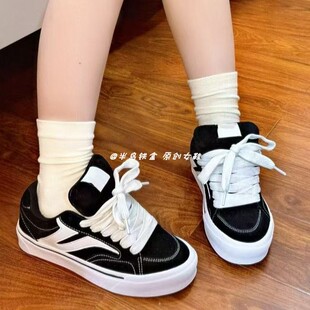 复古黑白色V字有擦声板鞋女ins高街百搭休闲鞋大舌头厚底面包鞋女