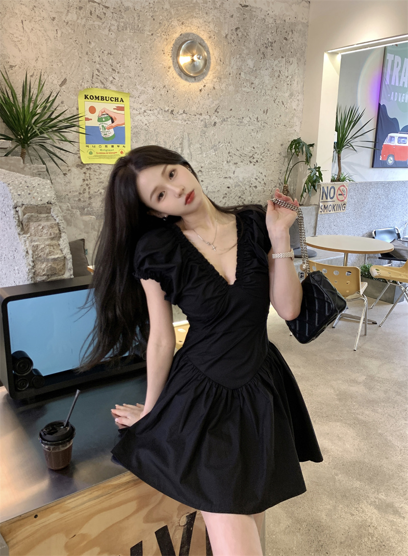 WW杨婉婉法式褶皱性感连衣裙