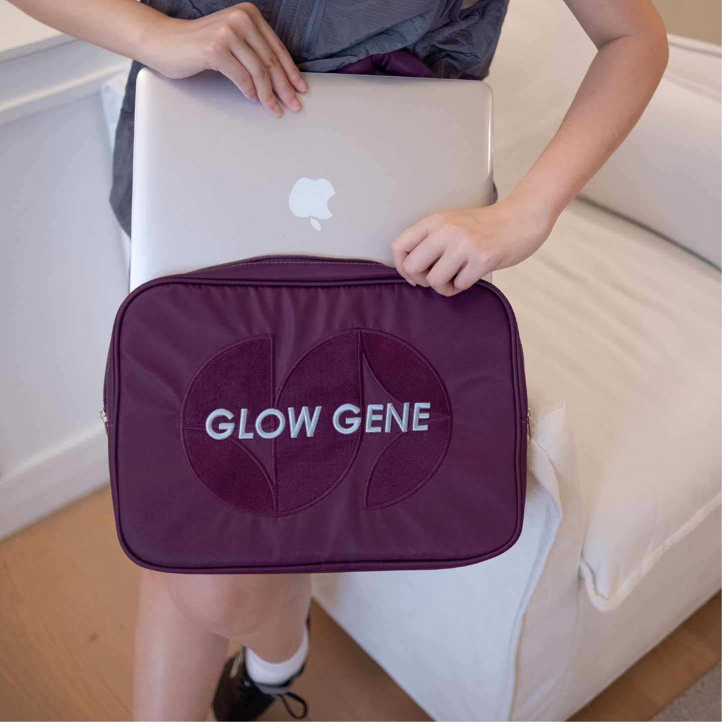 单肩包女14寸防震手提包