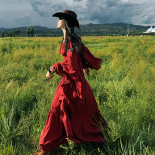 甘孜大草原旅游度假风红色长袖 大裙摆气质长裙春 连衣裙女收腰法式