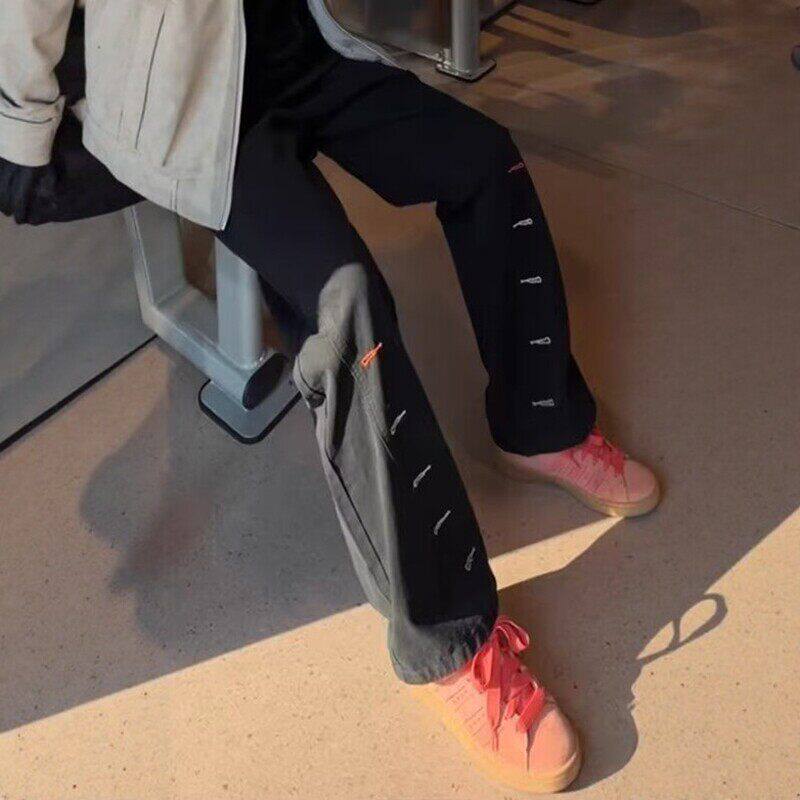 黑色潮牌刺绣微喇牛仔裤男款春季美式vibe风格裤子窄版修身直筒裤