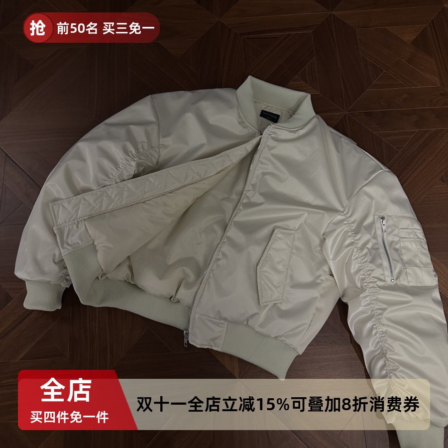 一件过过冬的白色棉服