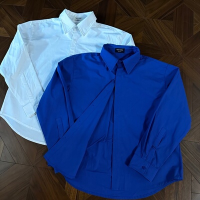 克莱因蓝白双色衬衫感筋骨感雅