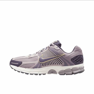 Nike Air Zoom Vomero 5低帮休闲跑步鞋女款紫色 HQ3643-019