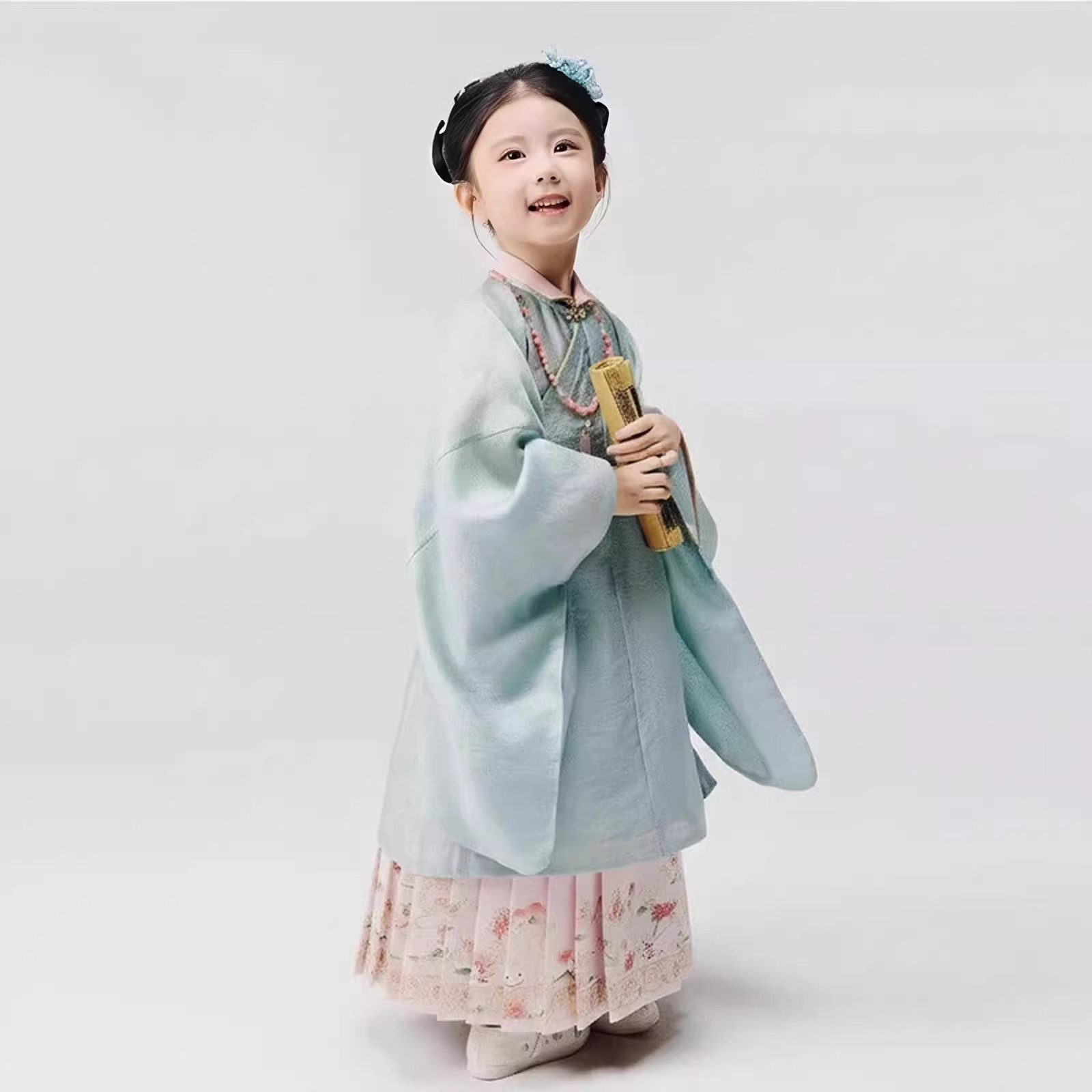 女童秋季明制大袖汉服马面裙套装图片