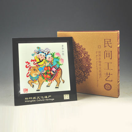 天津杨柳青年画玻璃摆件 抱鱼娃娃 地方特色商务会议便携文化礼品