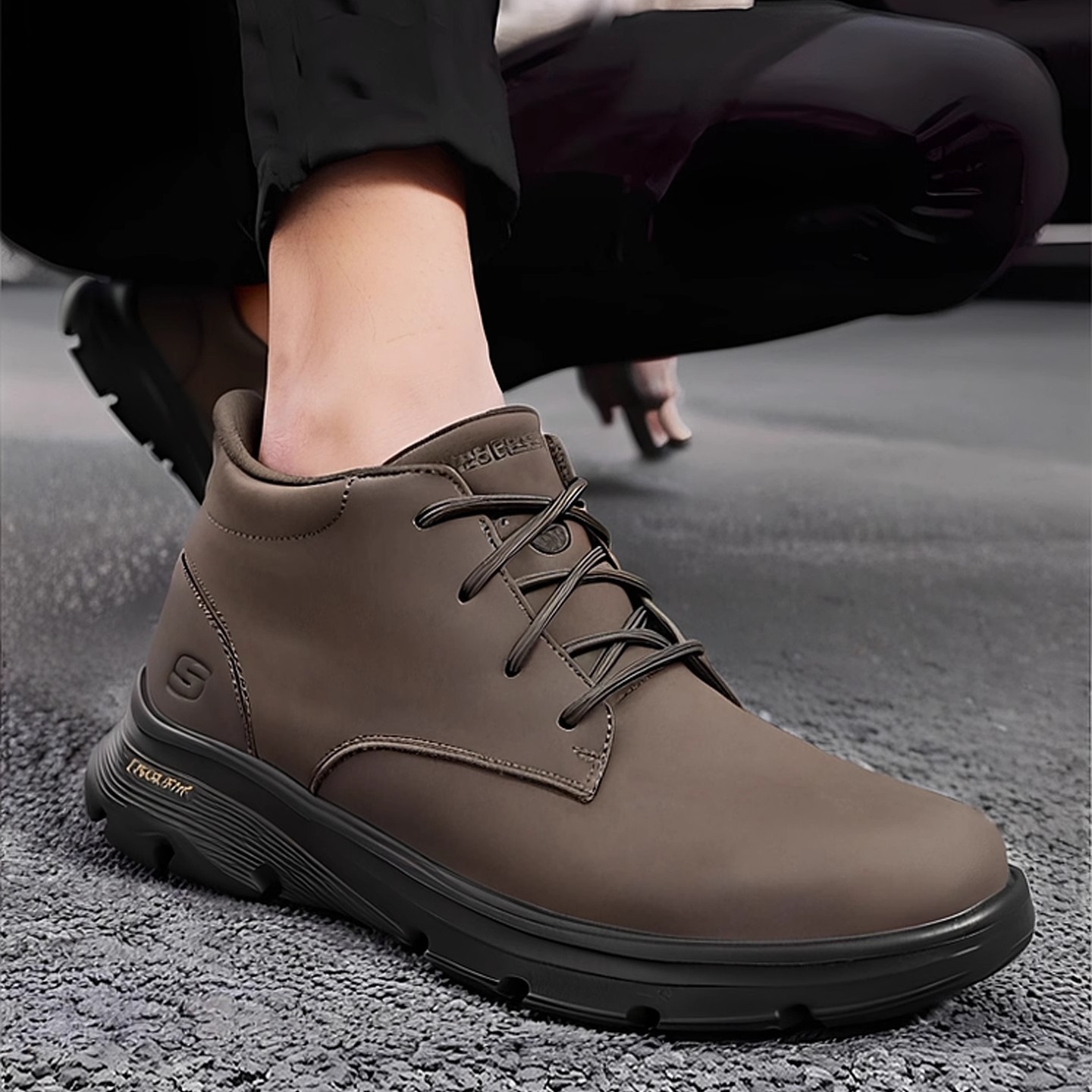 Skechers斯凯奇中帮男士靴子休闲鞋户外耐磨真皮牛头层缓震短靴