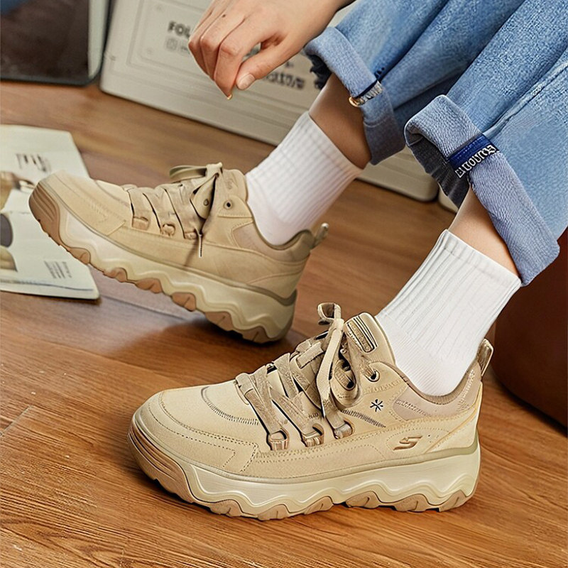 斯凯奇厚底面包鞋女板鞋