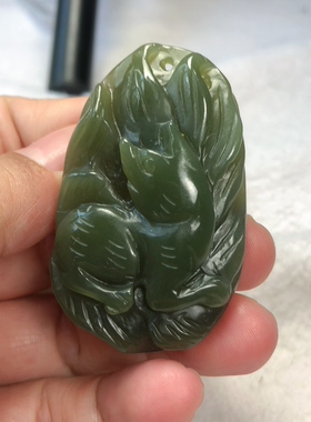黄白老玉绿九尾狐狸毛衣链挂件和田玉吊坠一物一图实物拍摄天然