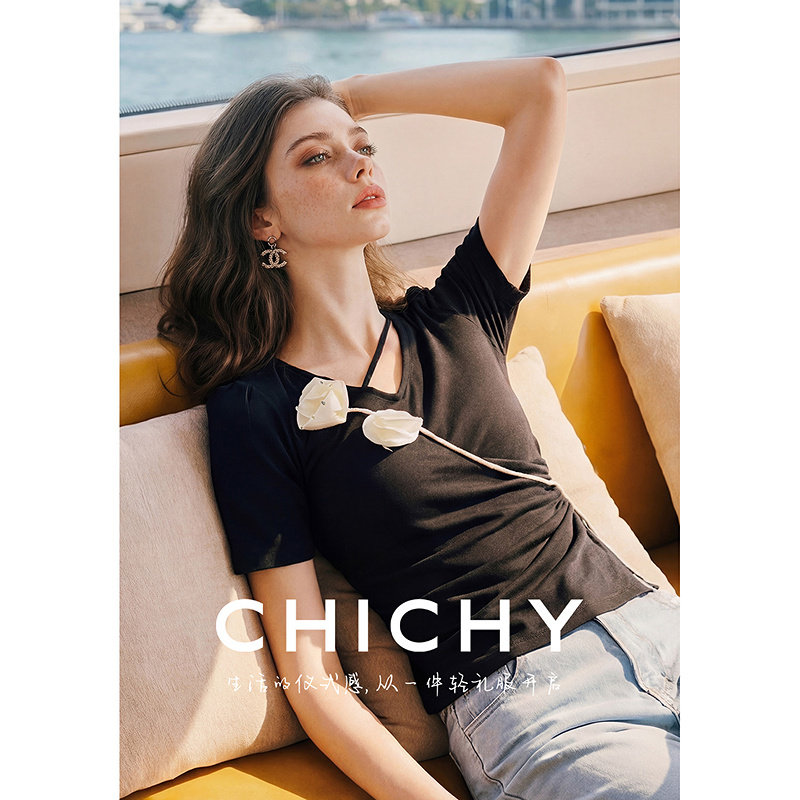 CHICHY法式洋气v领立体花上衣小衫女26夏新款黑色修身显瘦短袖T恤