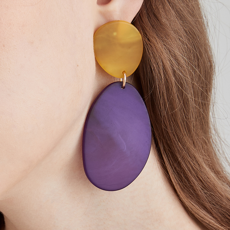 laraineyin原创设计树脂耳环长款