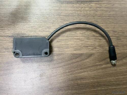 基恩士光电传感器PZ-M72P。全新无包装。单价议价商品