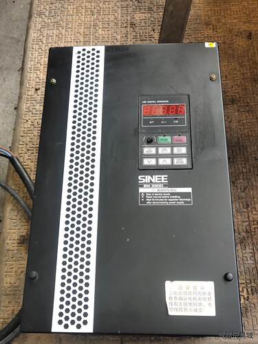 正弦变频器30KW，EM330D-SJ-030-3，EM33议价商品