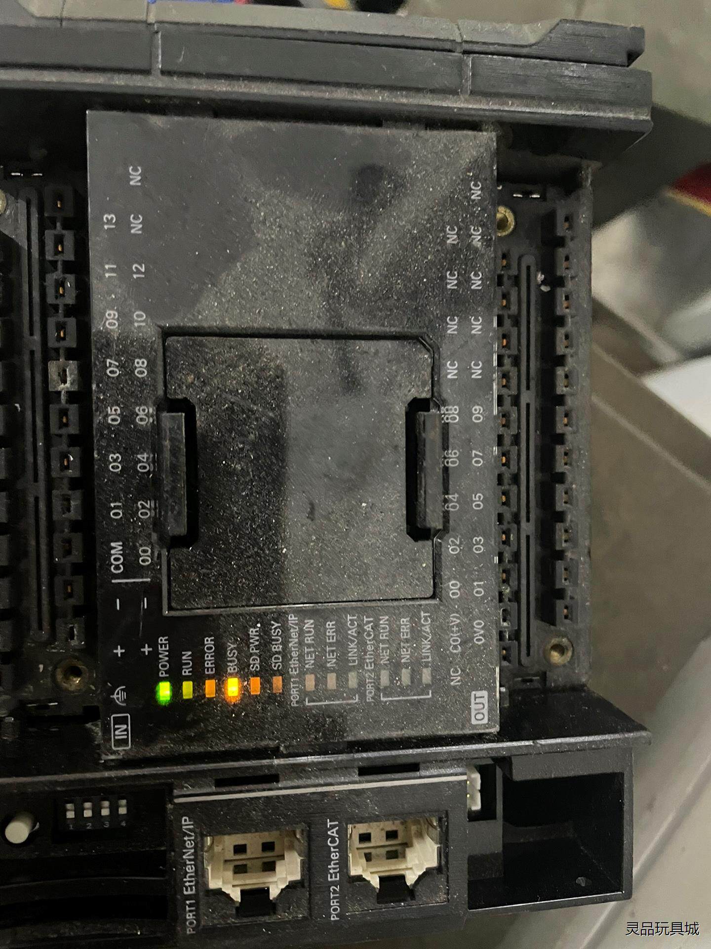 欧姆龙NX1P2-9024DT1成色如图，功能通电如图，外观议价商品