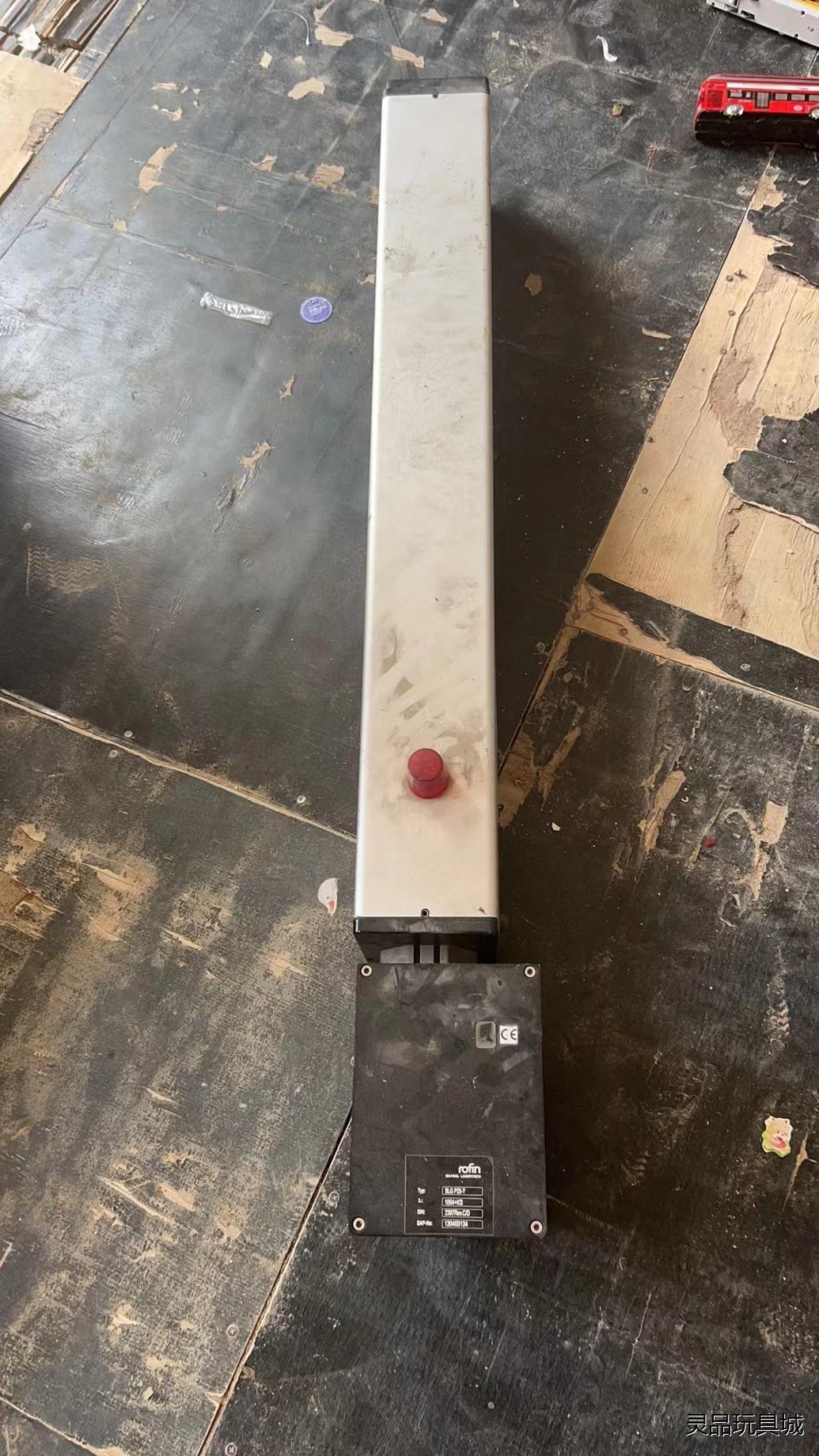 rofin罗芬激光器，型号blgp25-y，拆机，成色如图，议价商品