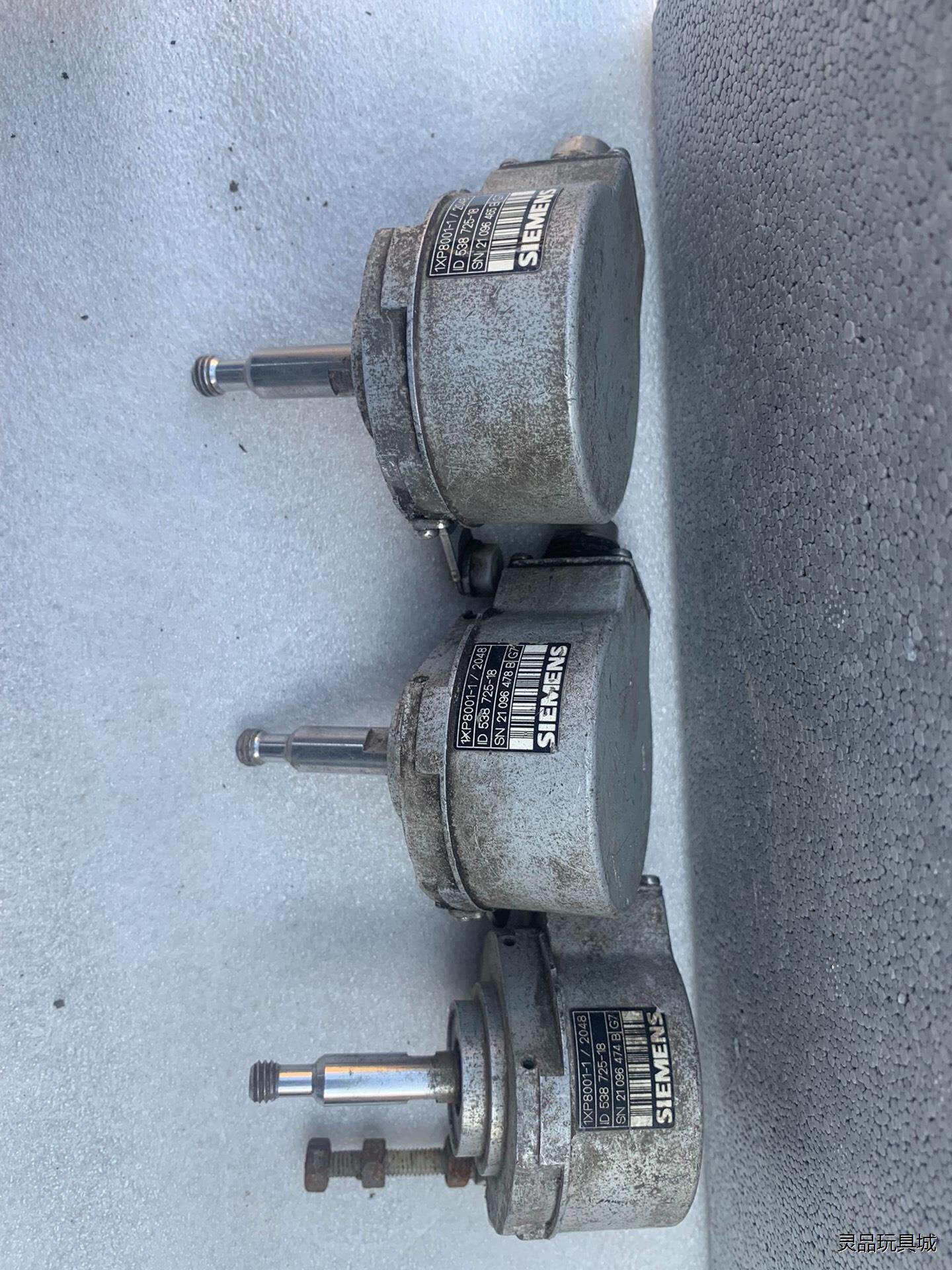 西门子编码器1xp8001-1/2048现货二手原装如图所示议价商品