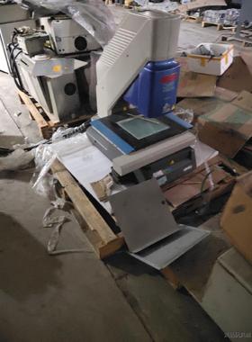 日本三丰3影像测量仪，，qv202,功能好的，拆配件卖。貌议价商品