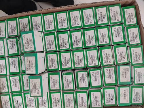 施耐德LADN20C接近500个，全新原盒原装正品。议价商品