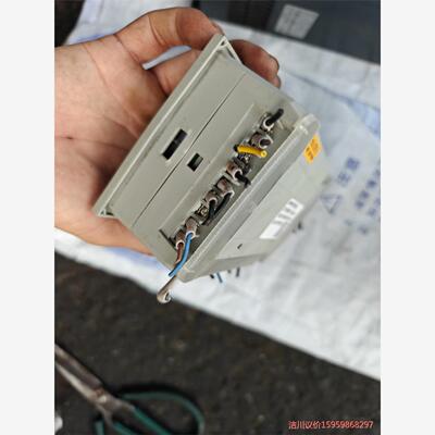 空压机拆下的一个普乐特MAM6070MS控制屏，成色不错功能议价商品