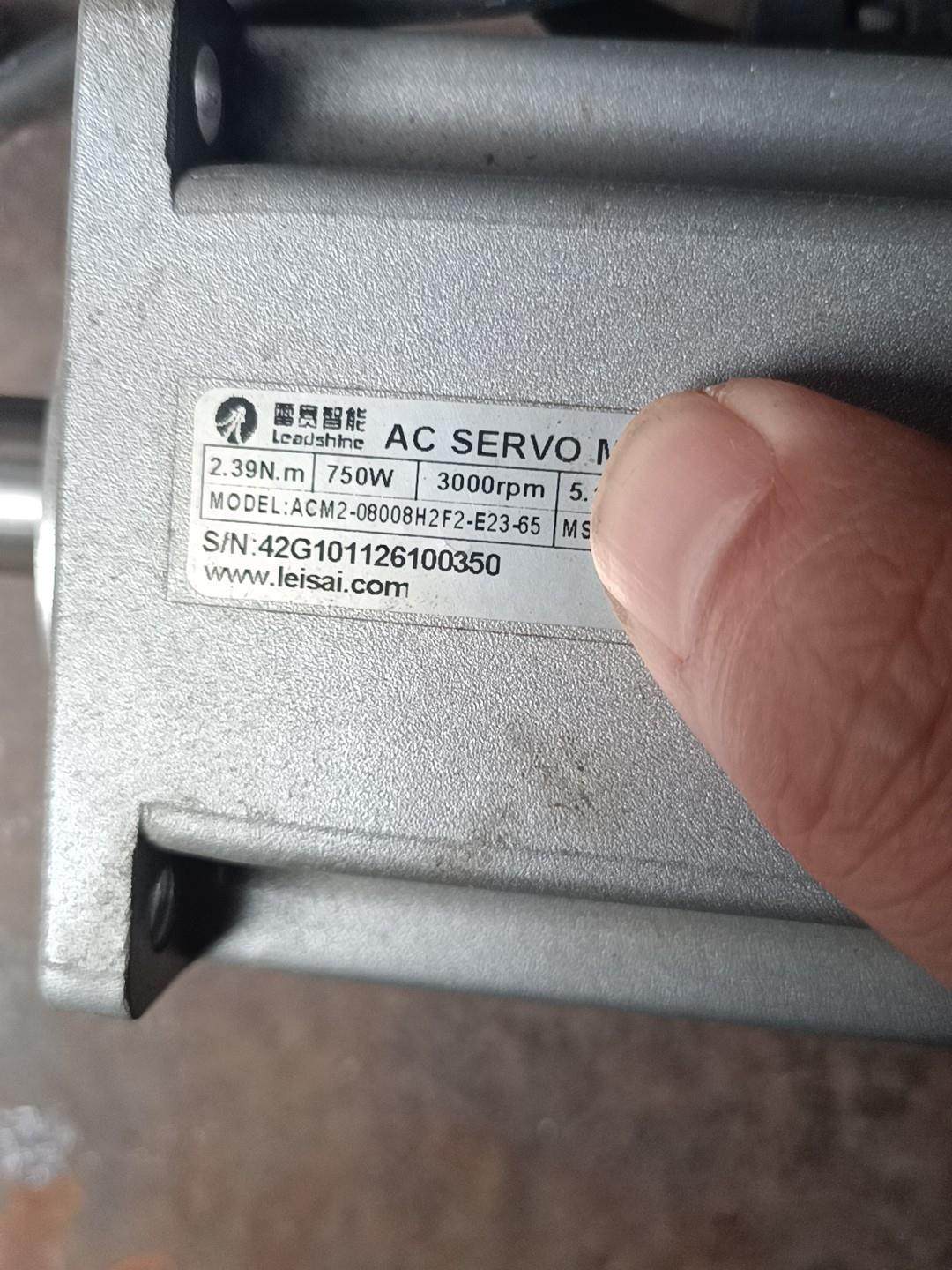 雷赛伺服器750W，伺服器L7-750-DK，马达ACM2-洁川议价