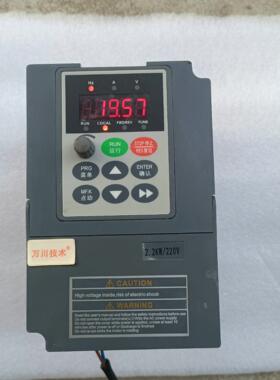 VeKo变频器，V8 4T 2R2GB(2.2KW) 拆机包洁川议价