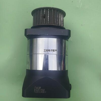 0.75kw伺服电机减速机TMOX  S-090-R012