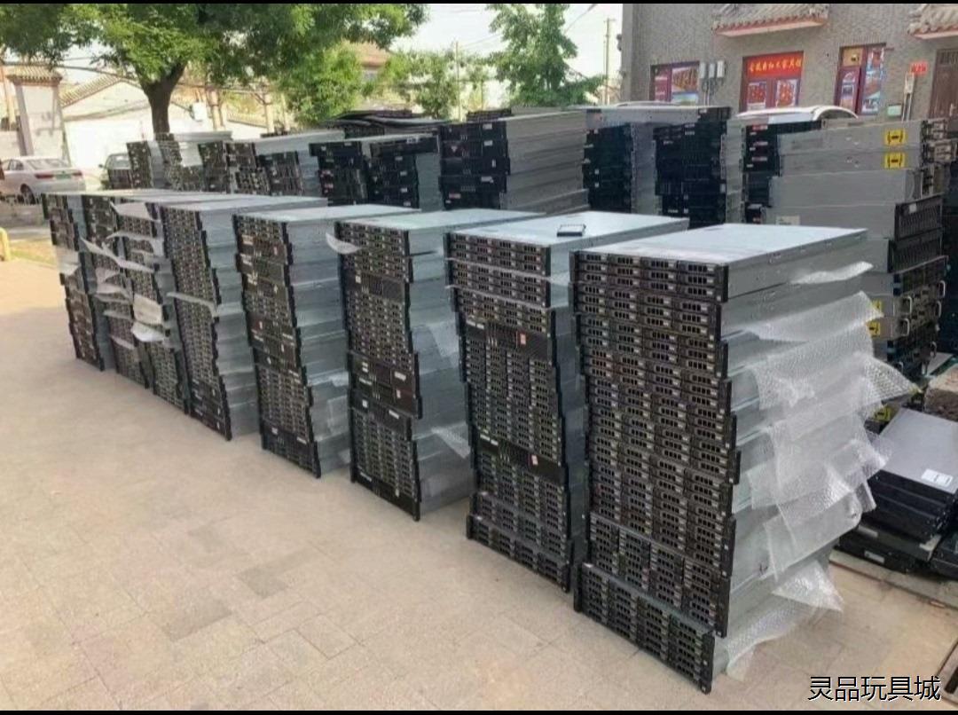 戴尔R730 单电源+双散热+H330阵列卡=准系统。3.5议价商品