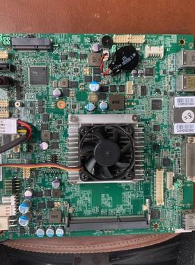 全新二手二手艾讯宏达工控机主板 SYS86820VGGA 双网口工议价商品
