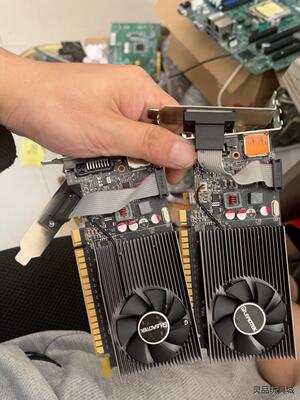 winfast 1G DDR3 GT710显卡拆机下来，显示议价商品