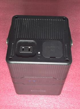 RAVPOWER睿能宝70200mAh户外电源洁川议价