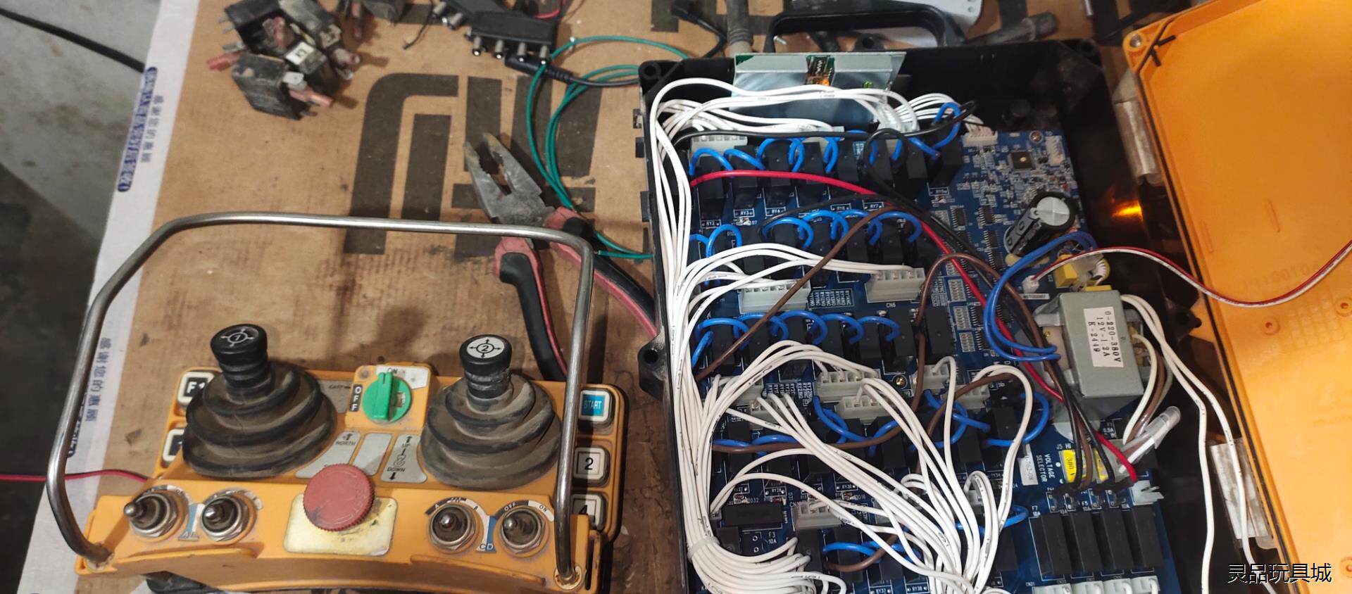 F24- 60 接收 发射 摇杆控制器天车控制器   无线遥议价商品