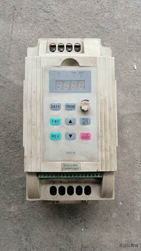 珈玛变频器JM2800，4KW重载，J0040G3 拆机 功议价商品