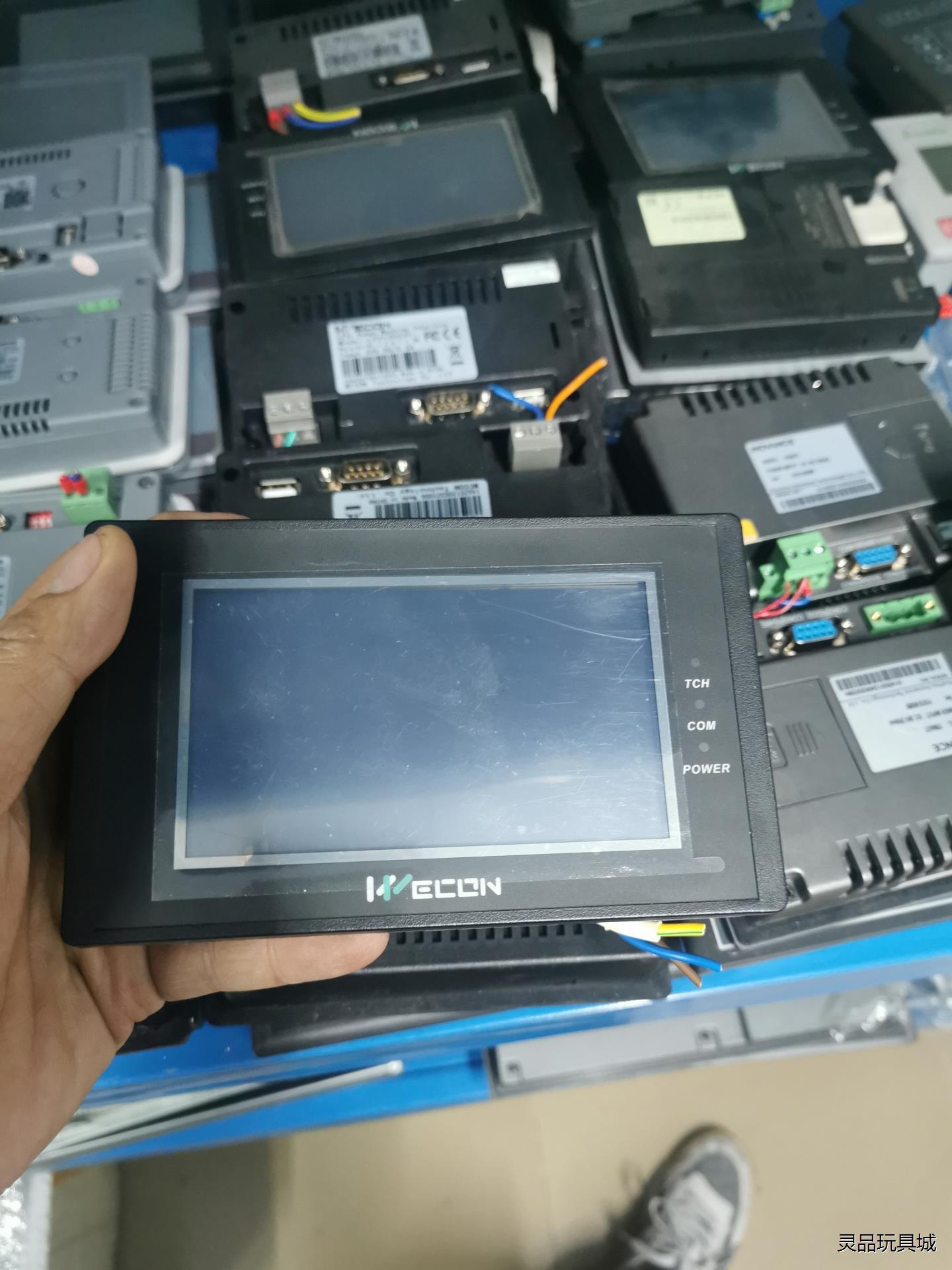 维控4.3寸触摸屏，型号LEV12043T，现货20台，保护议价商品