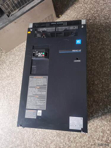 富士变频器90千瓦，型号FRN0168F2S-4C,几乎全新议价商品