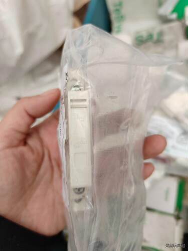 全新施耐德辅助触头模块GVAN11议价商品