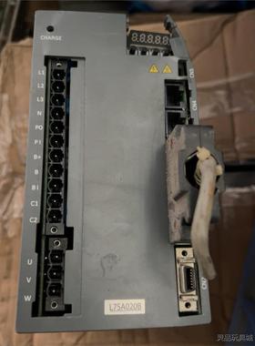 LS伺服驱动器L7SA020B，拆机破损无条件测试，不包好坏洁川议价