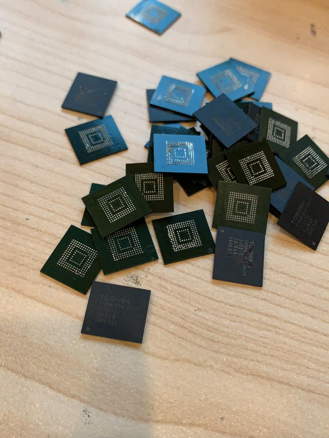 东芝，THGBM5G5A1JBAIR，拆机包好200颗洁川议价