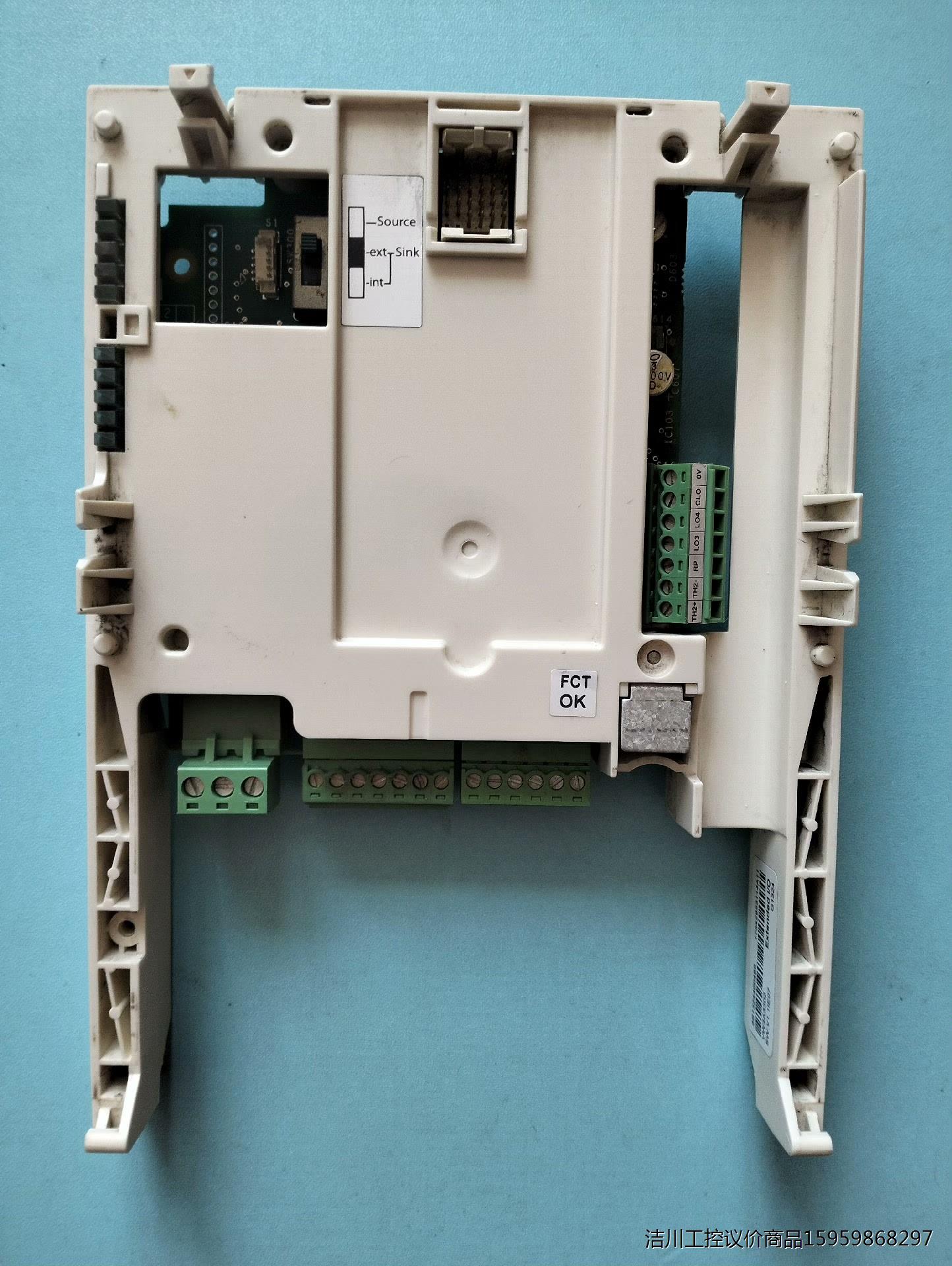 施耐德变频扩展卡VW3A3202，成色漂亮议价商品