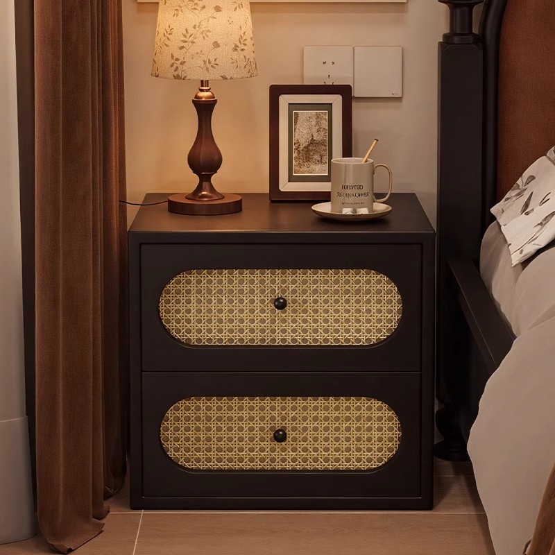 中古风法式小型复古实木藤编柜家用卧室2025爆款轻奢高级感床头柜