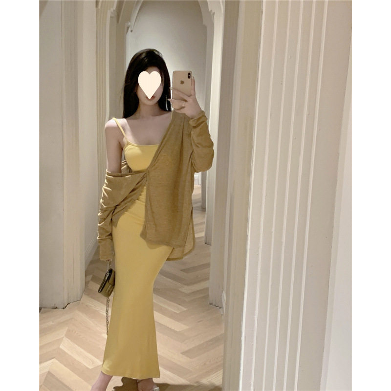 性感辣妹气质收腰显瘦黄色无袖包臀吊带连衣裙女夏防晒开衫两件套